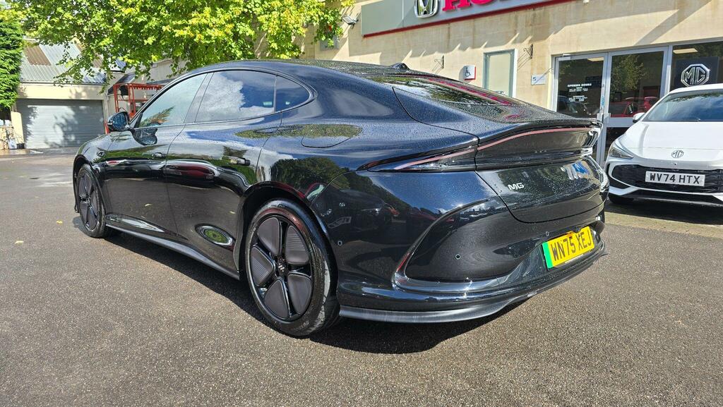 MG IM5 100Kwh Long Range Saloon WN75XEJ Black #4