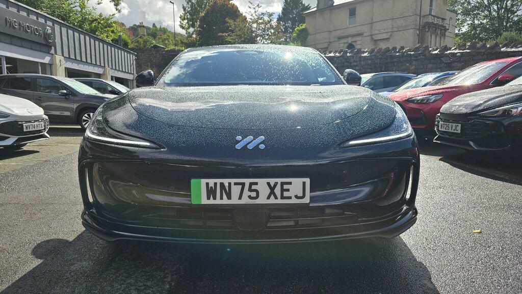 MG IM5 100Kwh Long Range Saloon WN75XEJ Black #2
