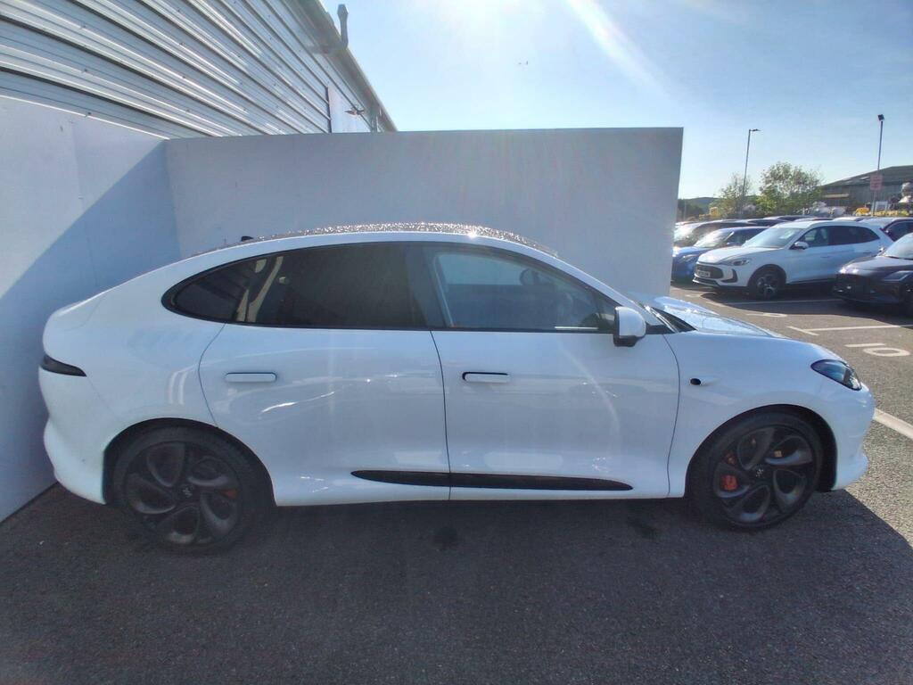 MG IM6 100Kwh Launch Edition 4Wd WN75XDE White #3