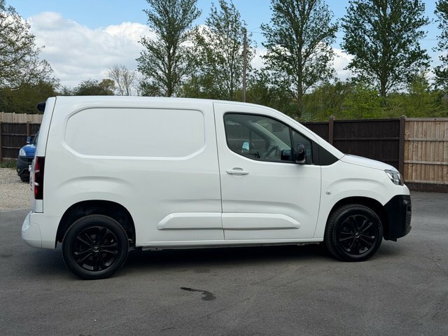 Citroen Berlingo 1.5 Bluehdi 1000Driver M Pro Panel Van NC71DKY White #5