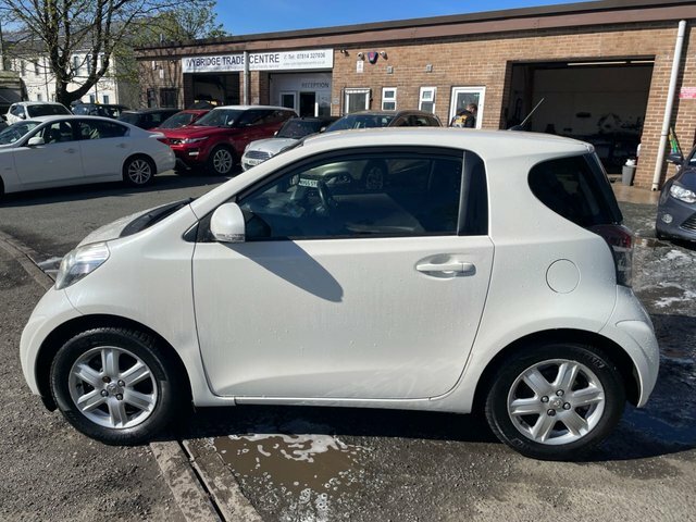 Toyota IQ 1.0 Vvt-i Hatchback Euro 4 68 B RV10XCY White #3