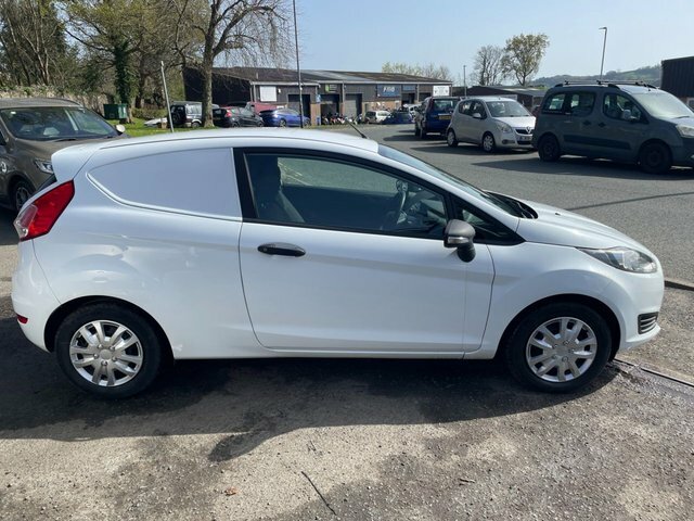 Ford Fiesta Van 1.6 Tdci Econetic II Panel Van Manu White #3