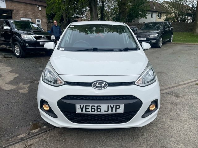 Hyundai I10 1.0 Se Hatchback Euro 5 66 Ps White