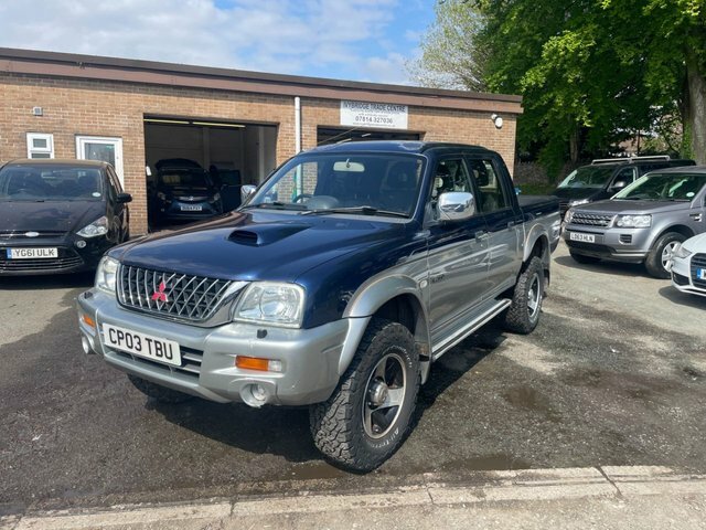 Mitsubishi L200 2.5 Td 4Life Pickup 113 Bhp Blue #2