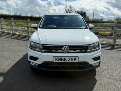 Volkswagen Tiguan 2.0 Tdi Bluemotion KN66ZSV  #4