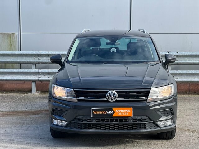 Volkswagen Tiguan 2016 2.0 Tdi Bluemotion Tech Se Navigation Suv VN66LLG Grey #2