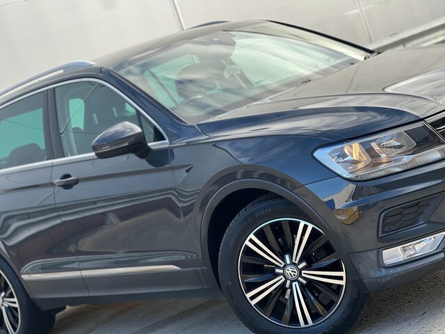 Volkswagen Tiguan 2016 2.0 Tdi Bluemotion Tech Se Navigation Suv VN66LLG Grey #6