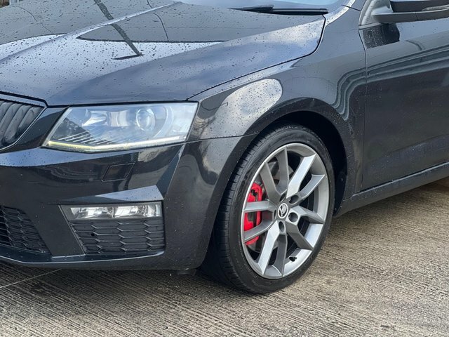 Skoda Octavia 2014 2.0 Tdi Vrs Euro 5 Ss LG64DTK Black #5