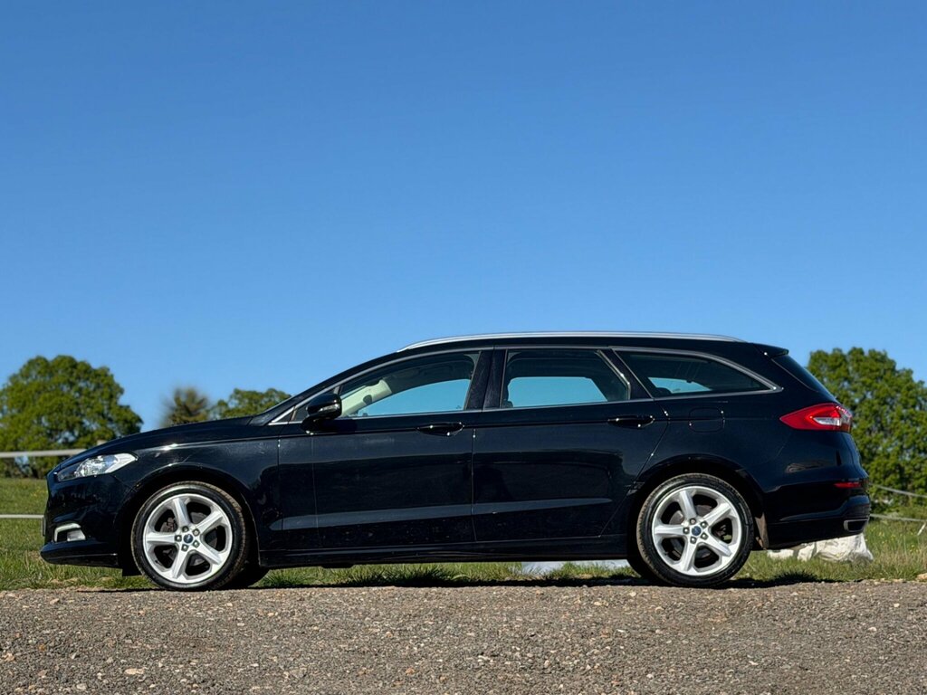 Ford Mondeo 2.0 Tdci Titanium Powershift Euro 6 Ss CE16BYT Black #4