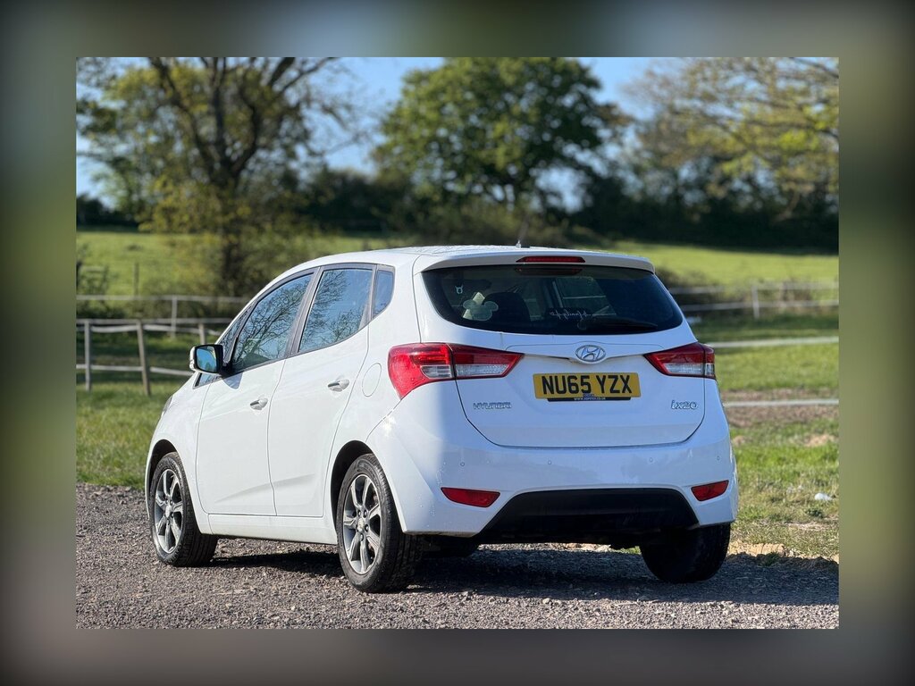 Hyundai Ix20 1.4 Blue Drive Se Euro 6 Ss NU65YZX White #5