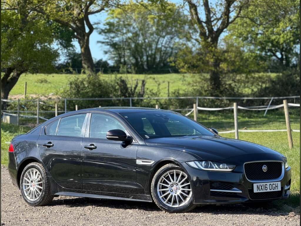 Jaguar XE 2.0D R-sport Euro 6 Ss Black