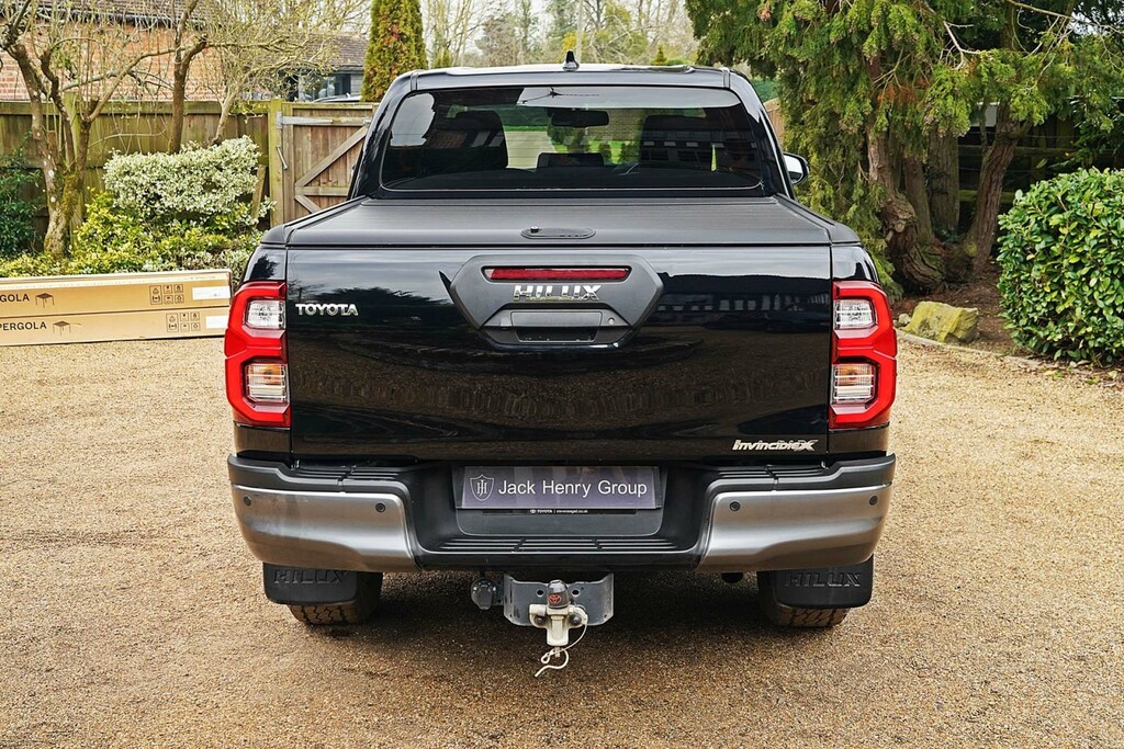 Toyota HILUX Hi-luxury Invincible X D-4d 4Wd Double Cab 4W GK73UGN Black #5
