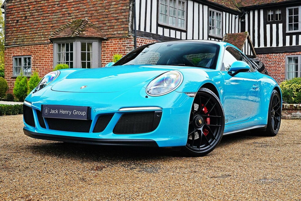 Porsche 911 Carrera Gts Blue