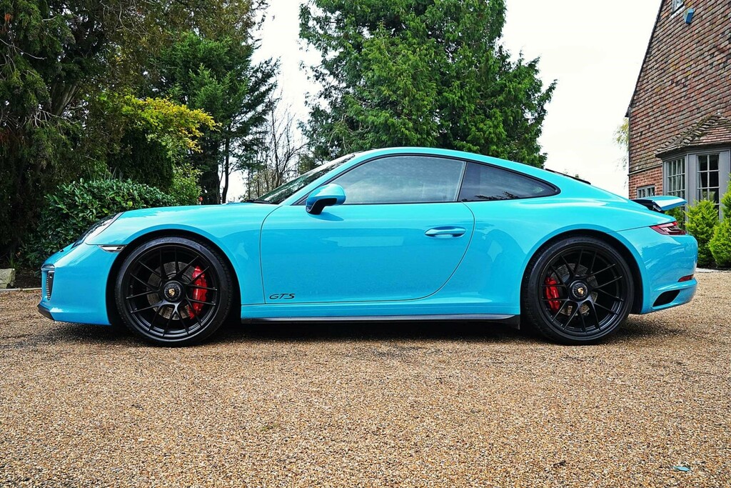 Porsche 911 Carrera Gts GP18NUY Blue #3