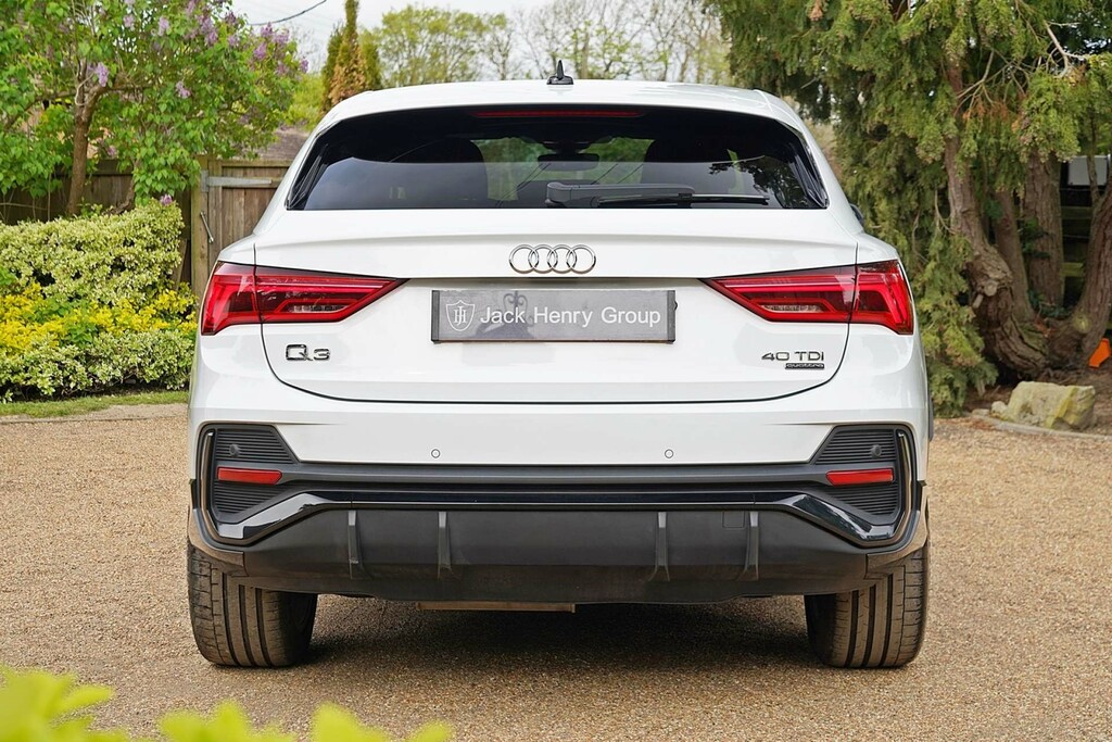 Audi Q3 Sportback 40 Tdi Black Edition Quattro 4 DG22FCE #4