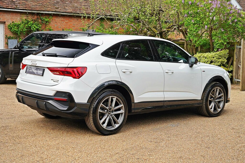 Audi Q3 Sportback 40 Tdi Black Edition Quattro 4 DG22FCE #5