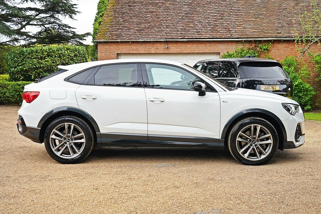 Audi Q3 Sportback 40 Tdi Black Edition Quattro 4 DG22FCE #6