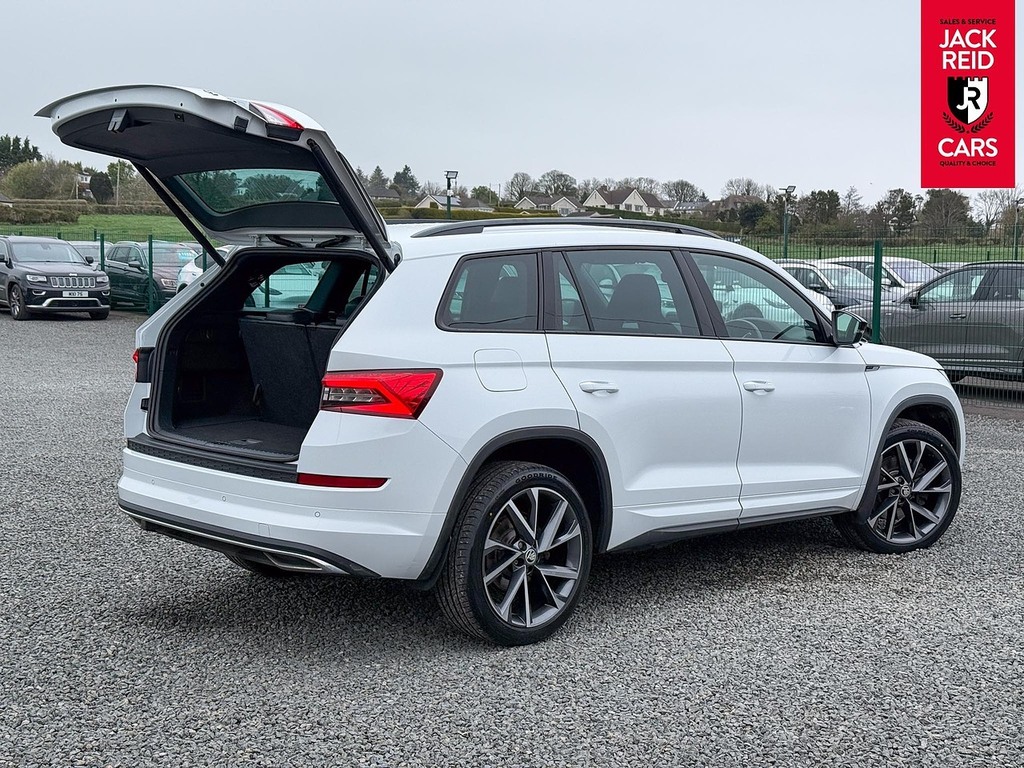 Skoda Kodiaq Suv  White #4