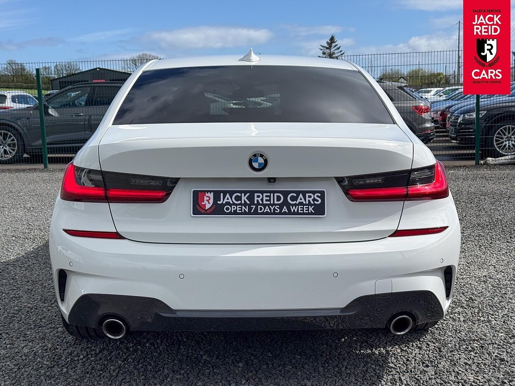 BMW 3 Series Saloon LG69YNU White #3