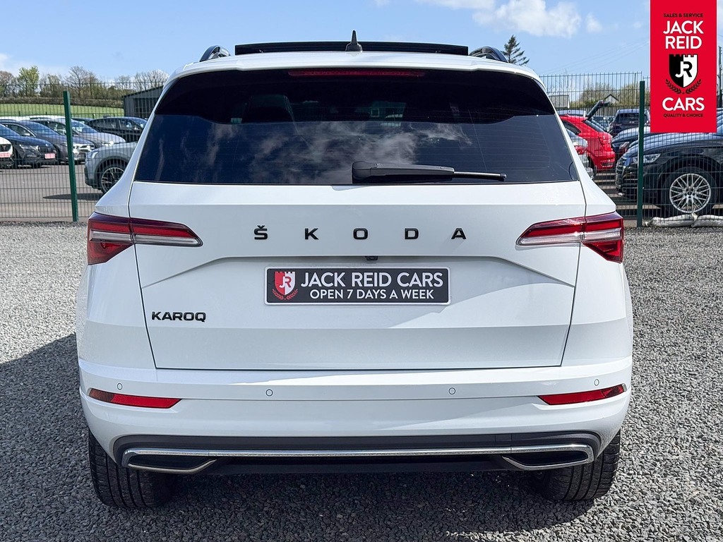 Skoda Karoq Suv YC23FMY White #2