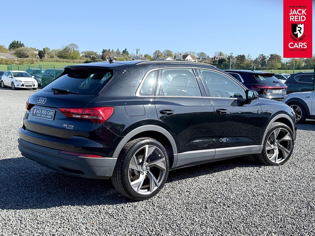 Audi Q3 Suv Black #4