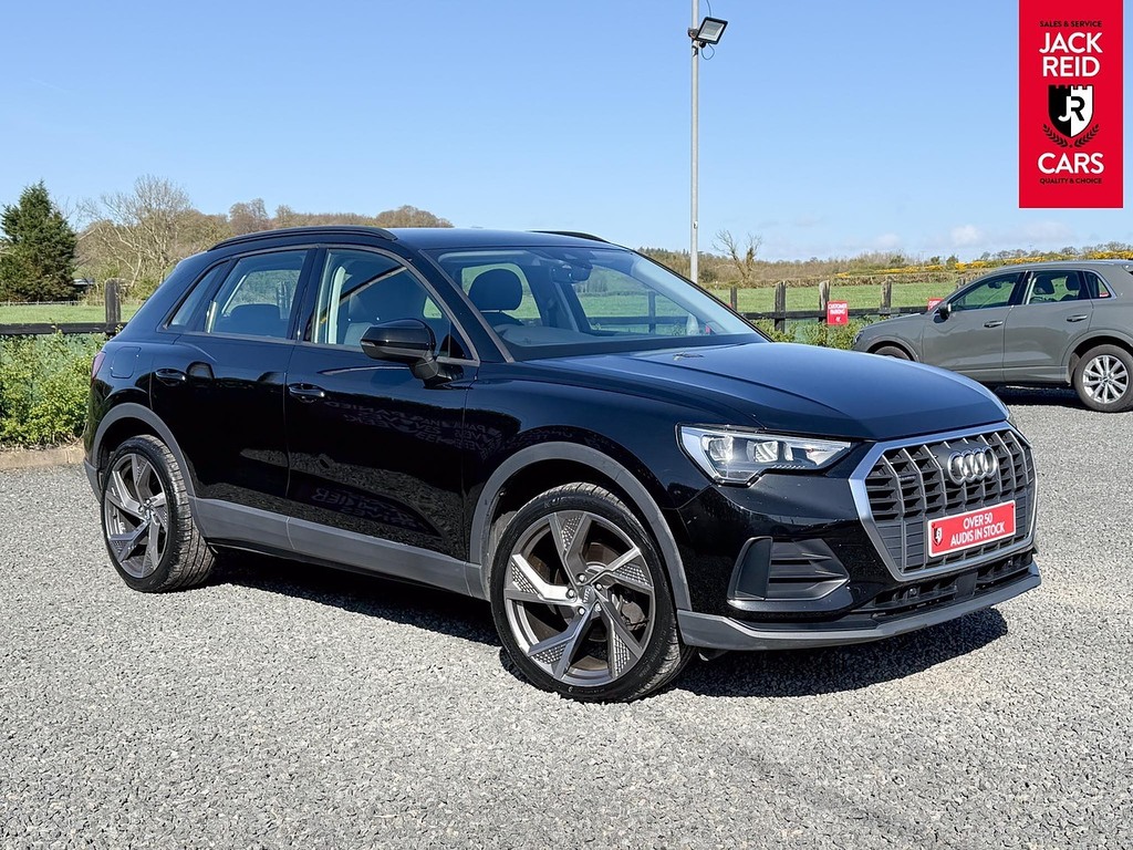 Audi Q3 Suv Black #6