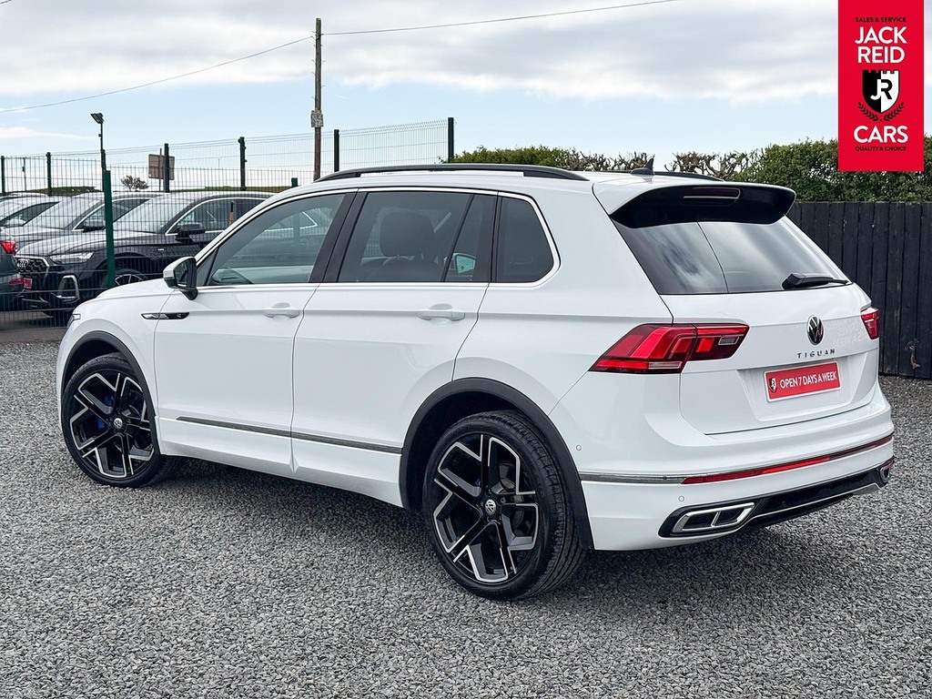 Volkswagen Tiguan Suv  White #2