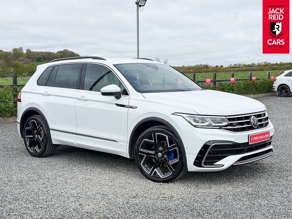 Volkswagen Tiguan Suv  White #5