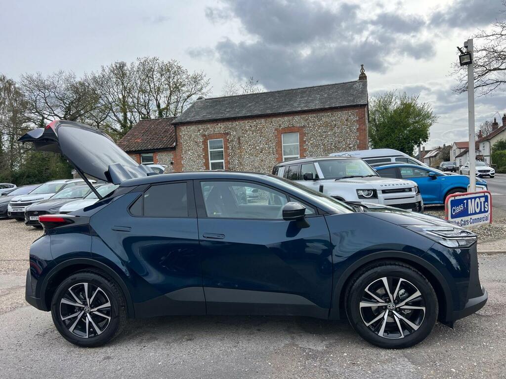 Toyota C-Hr Suv 1.8 Vvt-h Design Cvt Euro 6 Ss 202575 KN75DRO Blue #6