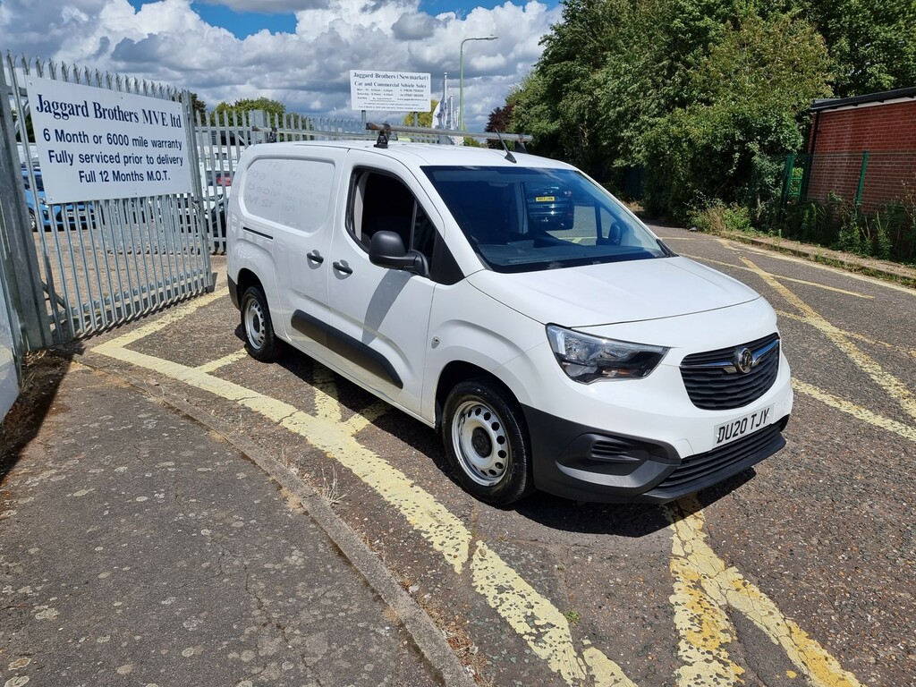 Vauxhall Combo 1.5 Turbo D 2300 Edition Panel Van Manu DU20TJY White #2