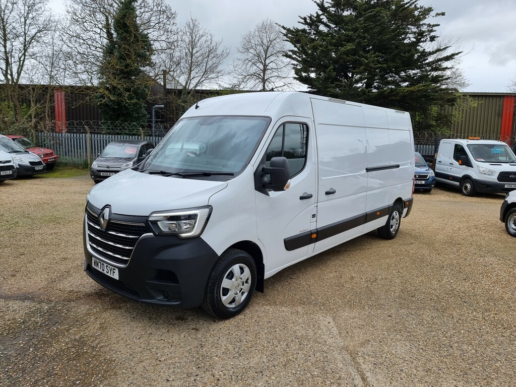 Renault Master 2.3 Dci Energy 35 Business Panel Van M White