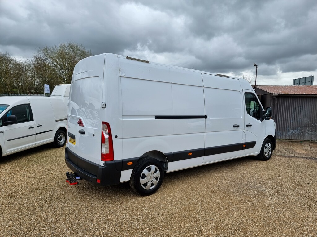 Renault Master 2.3 Dci Energy 35 Business Panel Van M White #5