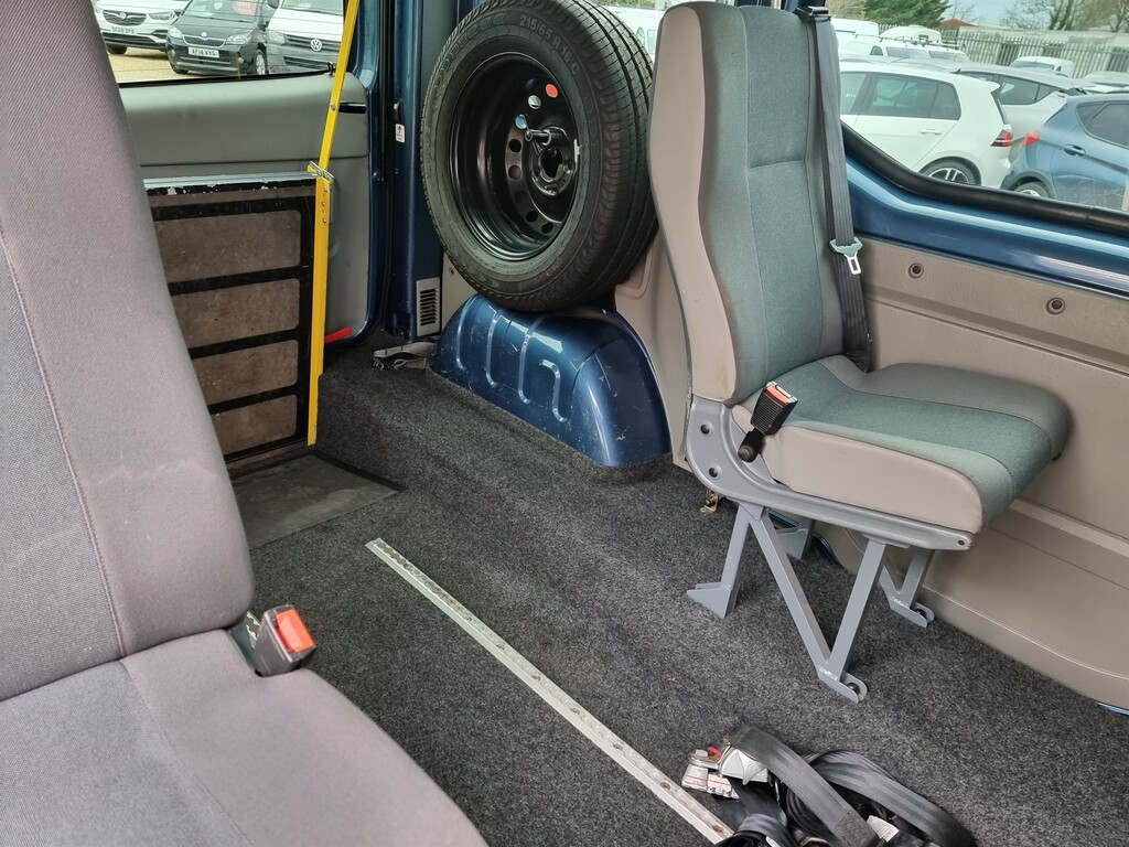 Vauxhall Vivaro 2.0 Wheel Chair Access Blue #6