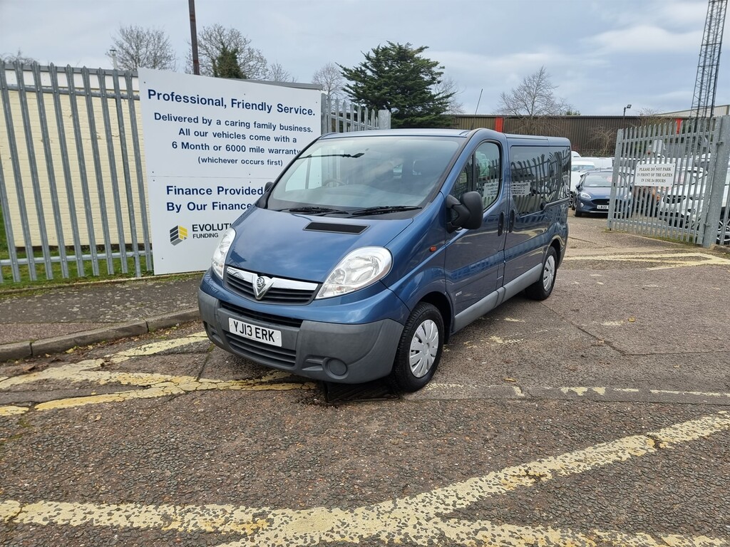 Vauxhall Vivaro 2.0 Wheel Chair Access Blue