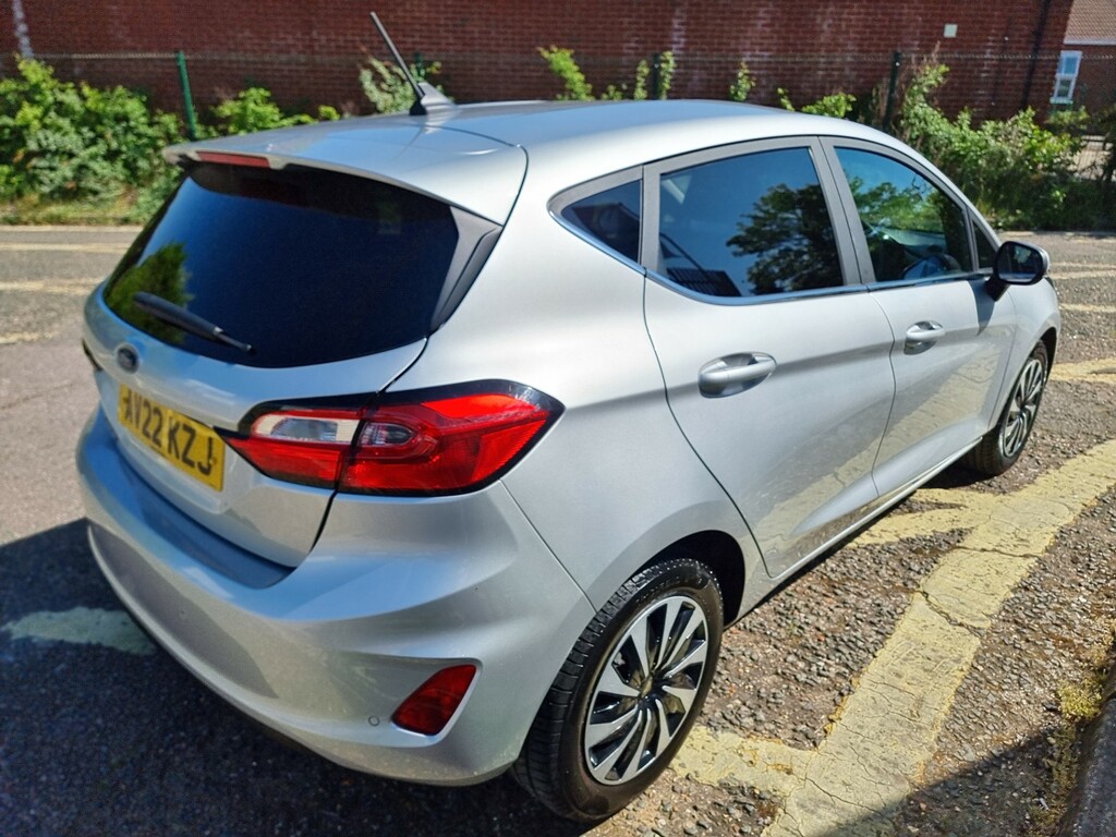 Ford Fiesta Titanium Silver #4