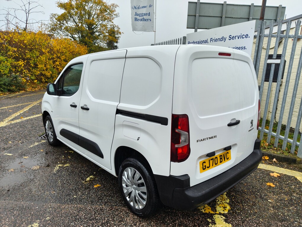 Peugeot Partner Bluehdi Professional L1 White #4