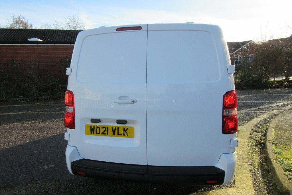 Vauxhall Vivaro L2h1 3100 Sportive Ss WO21VLK White #4