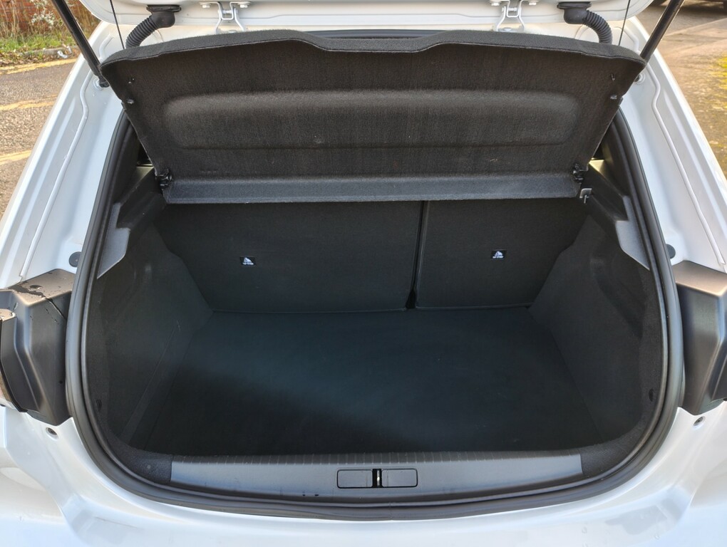 Peugeot 208 Puretech Allure Premium Plus Ss WG72KZM White #5