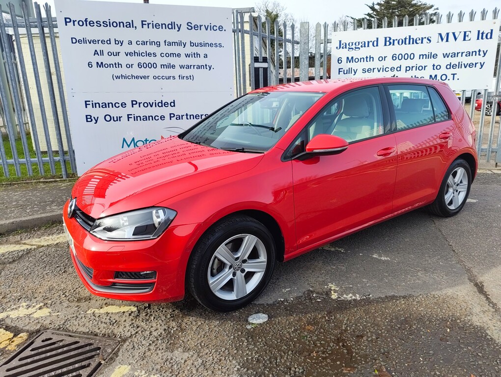 Volkswagen Golf Match Edition Tsi Dsg Bmt Red