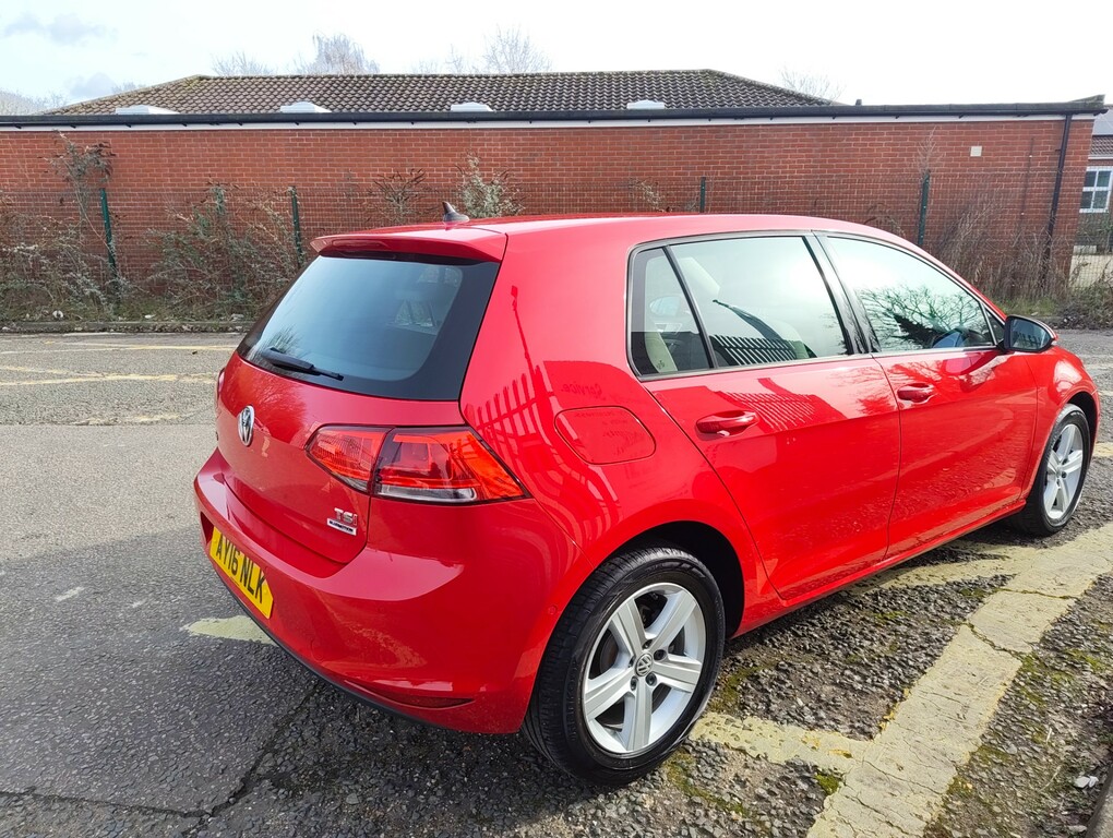 Volkswagen Golf Match Edition Tsi Dsg Bmt Red #4