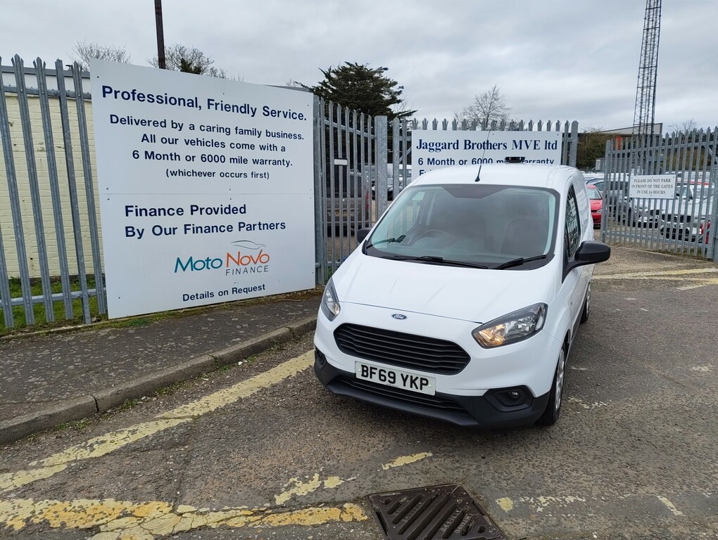 Ford Transit Courier Trend Tdci BF69YKP White #2