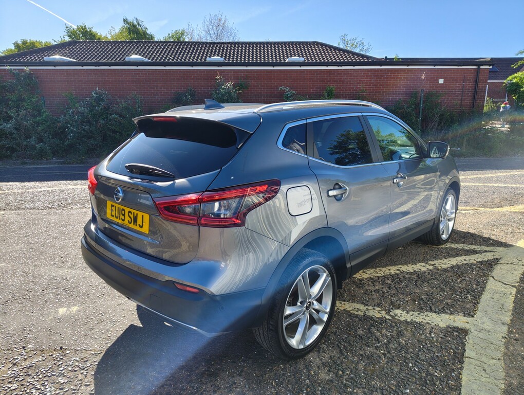 Nissan Qashqai Dig-t N-motion EU19SWJ #2
