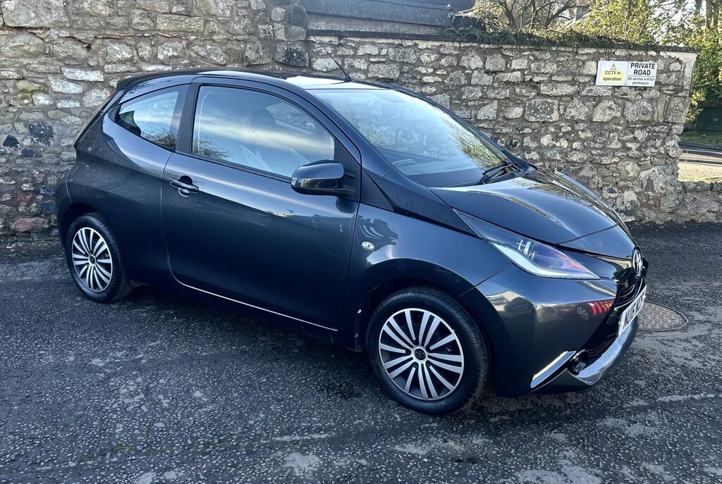 Toyota Aygo 1.0 Vvt-i X-play NU16NCF Grey #2