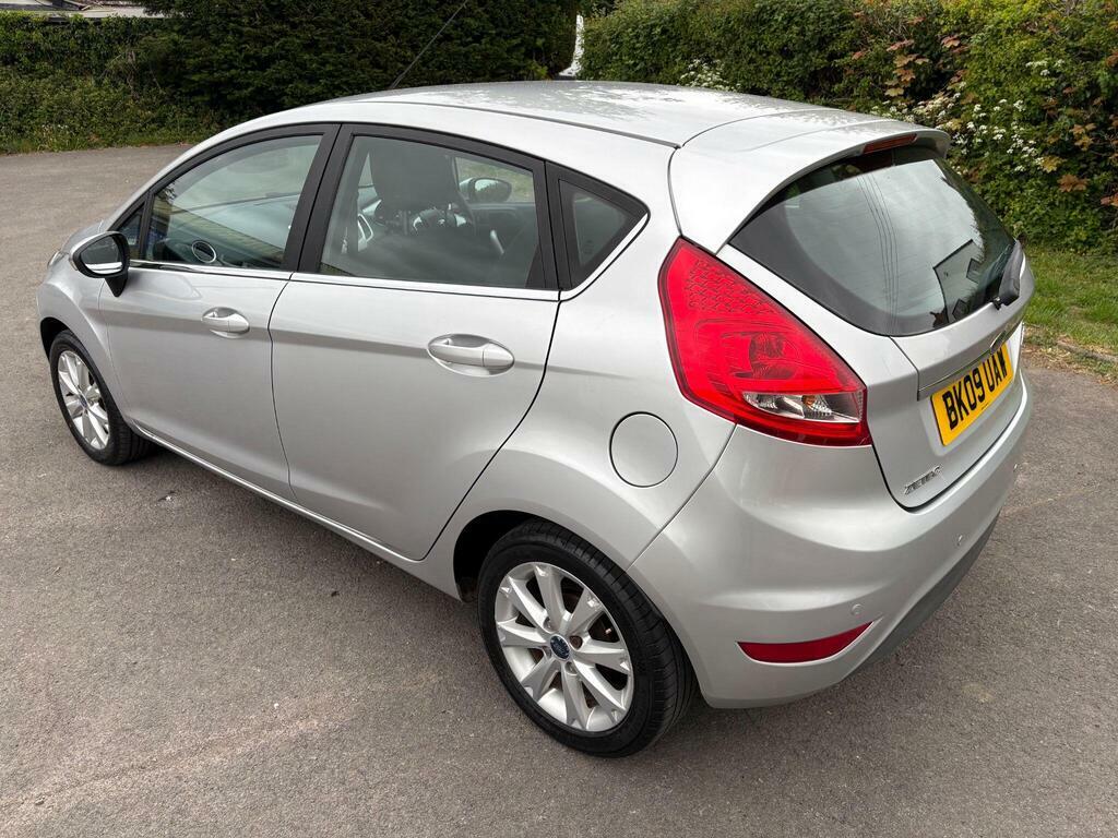 Ford Fiesta 1.25 Zetec Silver #4