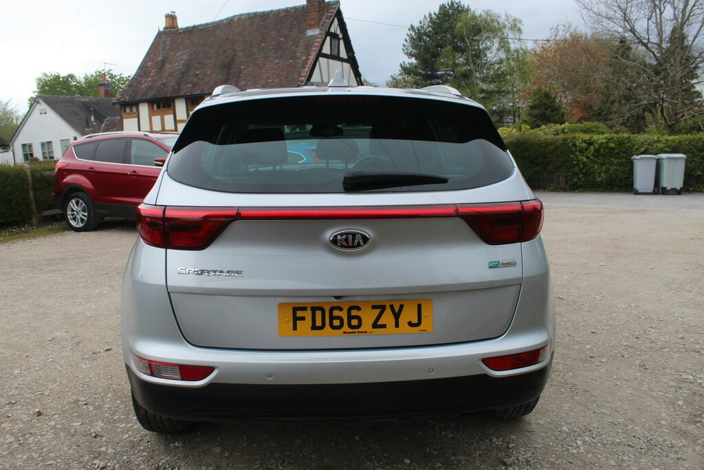 Kia Sportage 1.6 Gdi 2 FD66ZYJ Silver #6