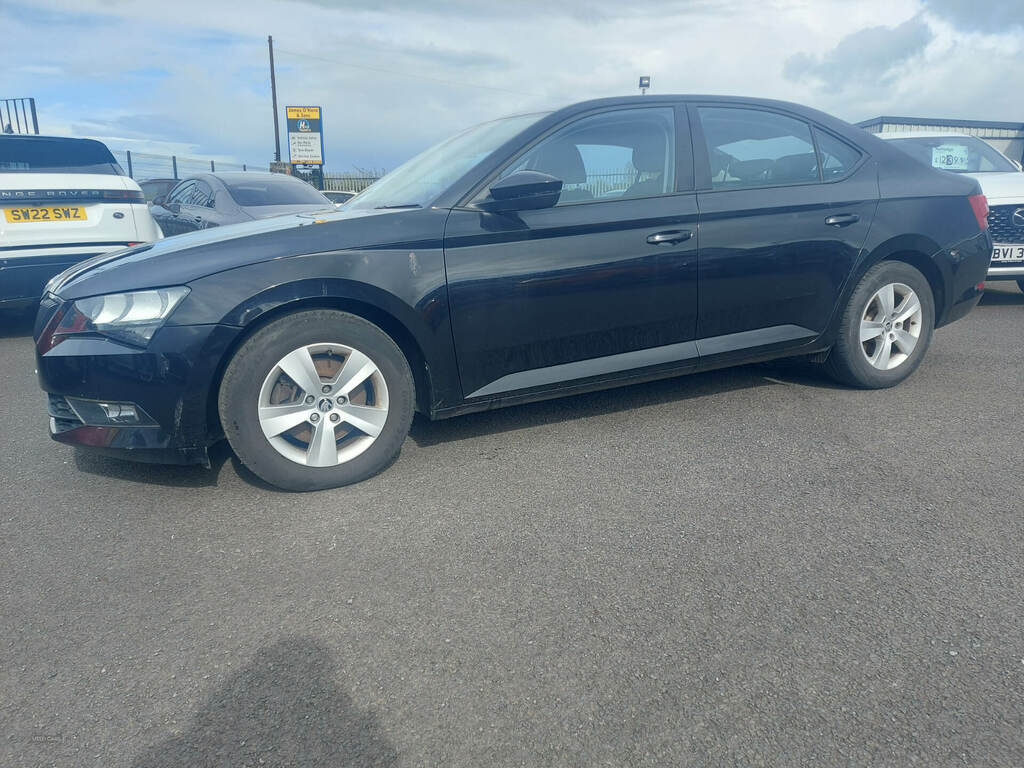 Skoda Superb S Tdi Black