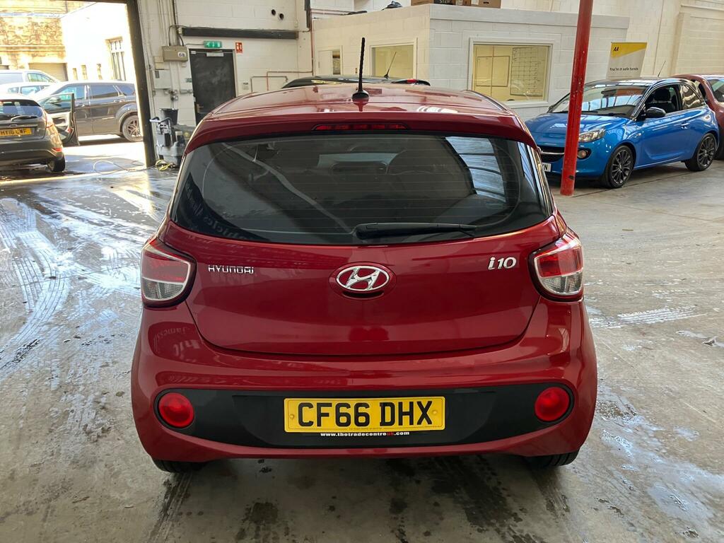 Hyundai I10 1.0 Blue Drive Se Euro 6 Ss CF66DHX Red #3