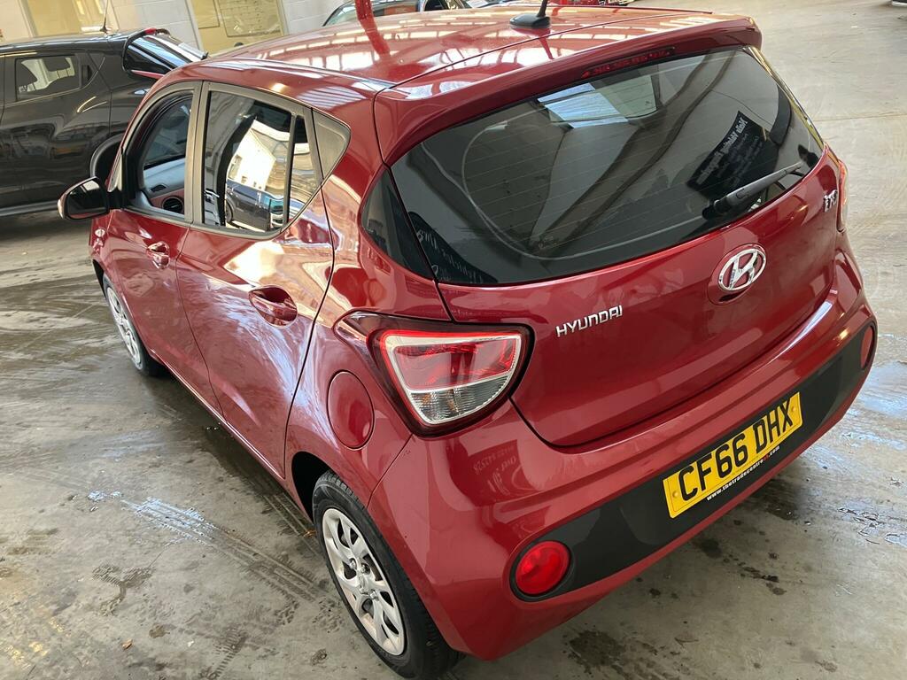 Hyundai I10 1.0 Blue Drive Se Euro 6 Ss CF66DHX Red #4