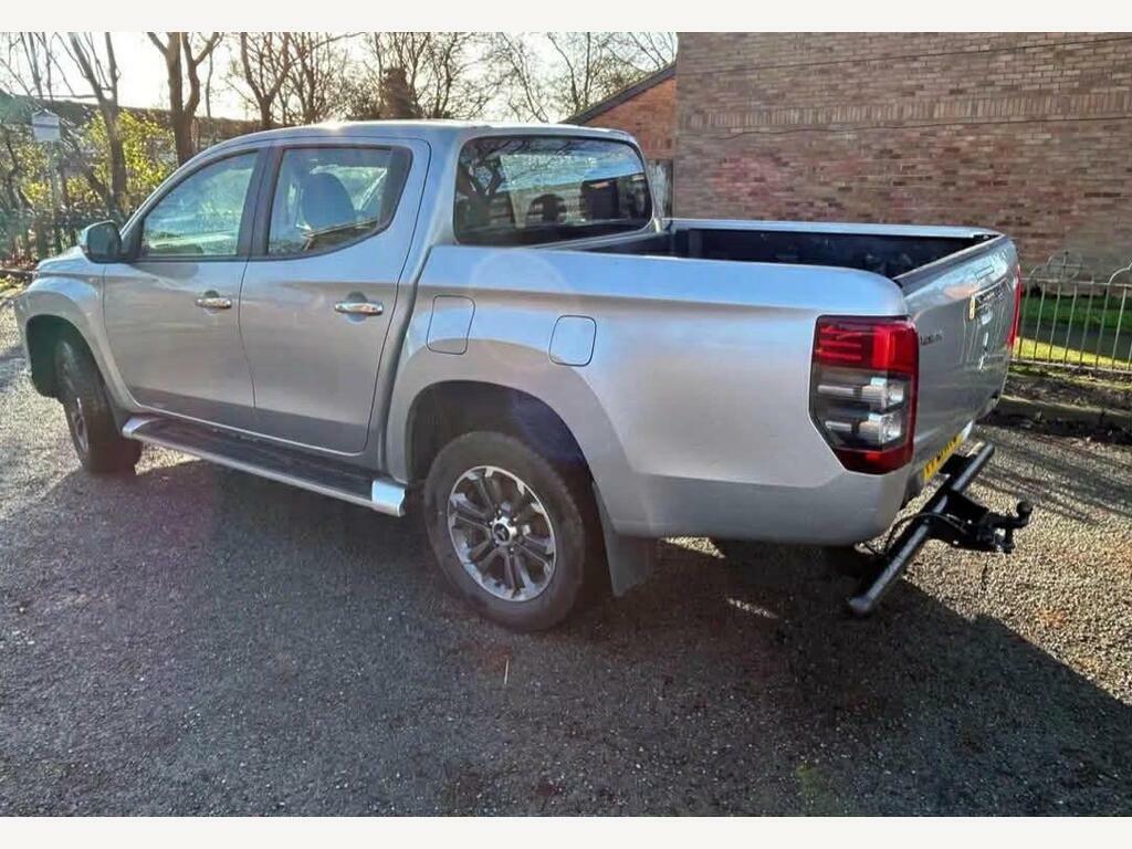 Mitsubishi L200 2.2 Di-d Dc Trojan 4Wd Euro 6 S S PF21MTJ Silver #4