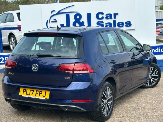 Volkswagen Golf 1.6 Tdi Bluemotion Tech Se Hatchback Ma PL17FPJ Blue #4